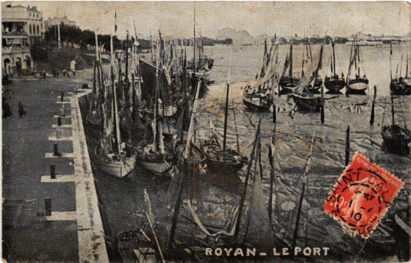 CPA ROYAN - Le Port (481159)
