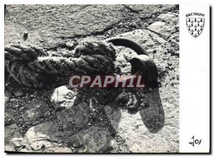 Postcard Modern Britain has zalh atao me I always hold on