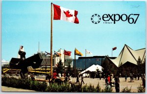 VINTAGE POSTCARD GENERAL VIEW ON ILE NOTRE DAME CANADA PAVISLLION EXPO 1967