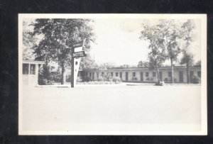 CODY WYOMING RAINBOW MOTEL VINTAGE ADVERTISING POSTCARD