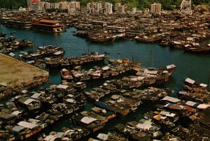 CONTINENTAL SIZE POSTCARD BIRD'S EYE VIEW OF ABERDEEN HONG KONG TYPE II