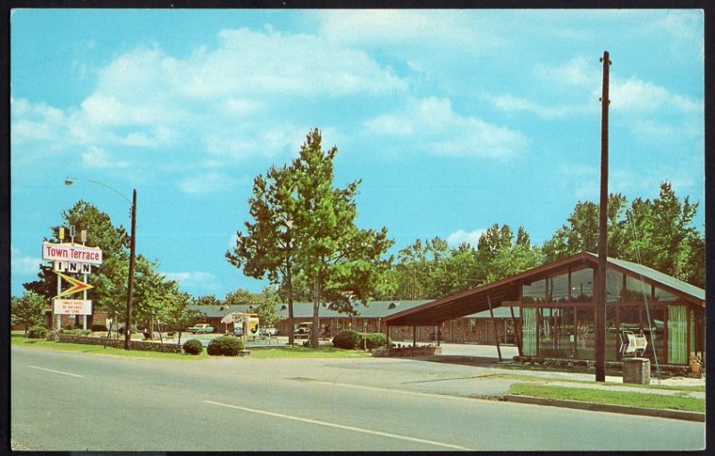 South Carolina ORANGEBURG Town Terrace Inn, 301 North - Chrome 1950s-1970s