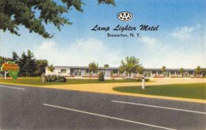 Brewerton New York Lamp Lighter Motel Street View Antique Postcard K70682