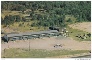 NORTH BAY, Ontario, Canada, 1940-1960´s; Hi-Vue Motel, Classic Cars