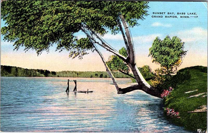 Postcard WATER SCENE Grand Rapids Minnesota MN AN9916