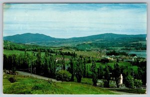 La Malbaie Showing View Towards Cap A l'Aigle, Quebec Canada, Vintage Postcard