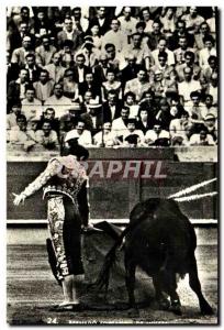 Postcard Modern Sport Spain Bullfight Toro Taurus Bernado Toreando Muleta