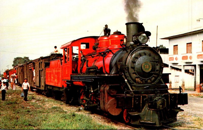 Trains South America Locomotive No 11 At Milagro Ecuador 11 November 1978