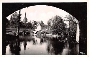 La Sevre Niotaise sous le Pont du Chemin de Fer St Maixent L'Ecole France Unu...