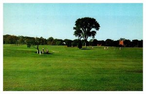Postcard GOLF COURSE SCENE Clinton Connecticut CT AT5453