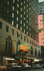 Vintage Postcard 1969 Bismarck Hotel Famous Food Entertainment Chicago Illinois