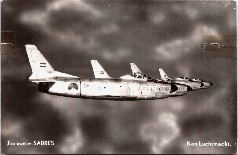 Formatie-Sabres Koninklijke Luchtmacht Royal Airforce Aviation Vintage RPPC C169