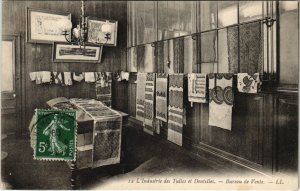 CPA L'ind. des Tulles et Dentelles - Bureau ed Vente (117050)