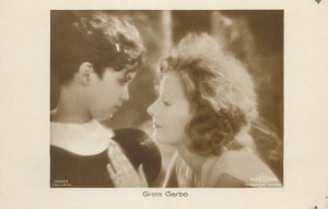 Swedish-American actress GRETA GARBO movie film scene vintage postcard 