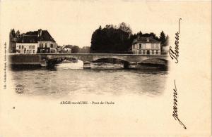 CPA ARCIS-sur-AUBE - Pont de l'aube (197186)