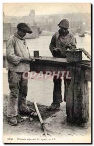 Fishermen repairing lines- Old Postcard Folklore Trades Fishing
