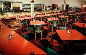 Postcard Mangas Famous Cafeteria in Elwood, Indiana~689