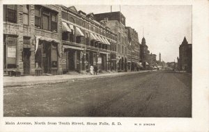 SIOUX FALLS SOUTH DAKOTA~MAIN AVENUE-NORTH FROM TENTH ST-STOREFRONTS~POSTCARD