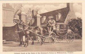 Virginia Williamsburg Colonial Coach At The Gates Of The Governors Palace In ...