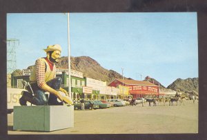 BOULDER CITY NEVADA DOWNTOWN STREET SCENE 1950s CARS VINTAGE POSTCARD