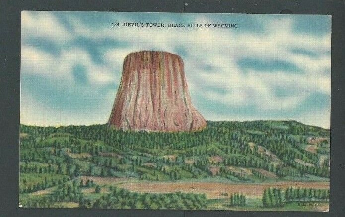 Ca 1938 Post Card Black Hills WY Devils Tower