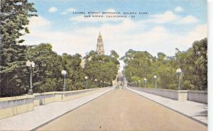 LAUREL STREET ENTRANCE-BALBOA PARK-SAN DIEGO CALIFORNIA POSTCARD 1940s