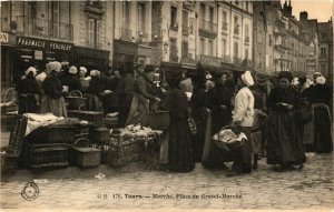 CPA AK TOURS - Marché Place du Grand-Marché (211116)