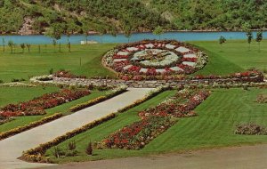 Beechwood Canada, Floral Clock New Brunswick Electric Power, Vintage Postcard