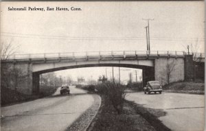 Saltonstall Parkway East Haven Connecticut c1950s Street Scene Cars Postcard Z30