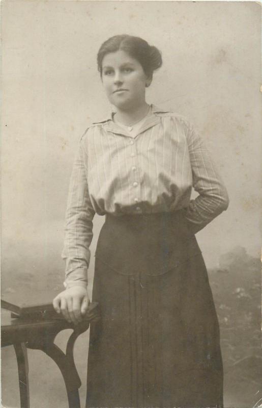 Photo H. Miltz Munchen Germany portrait of a woman real photo postcard