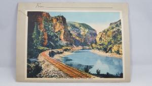 Scenes along the Rio Grande fold-out postcard