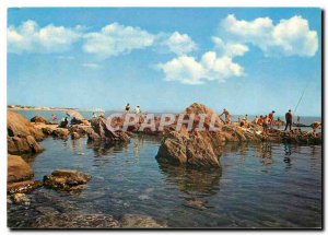 Modern Postcard Argeles sur Mer Racou The rocks at the bottom towers Argeles