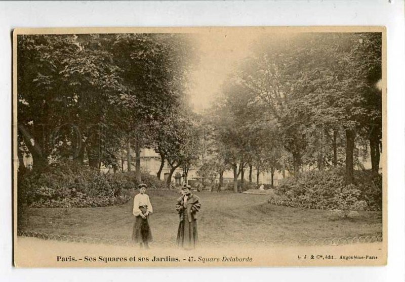 3080945 FRANCE Paris Ses Squares ses Jardins Square Delaborde