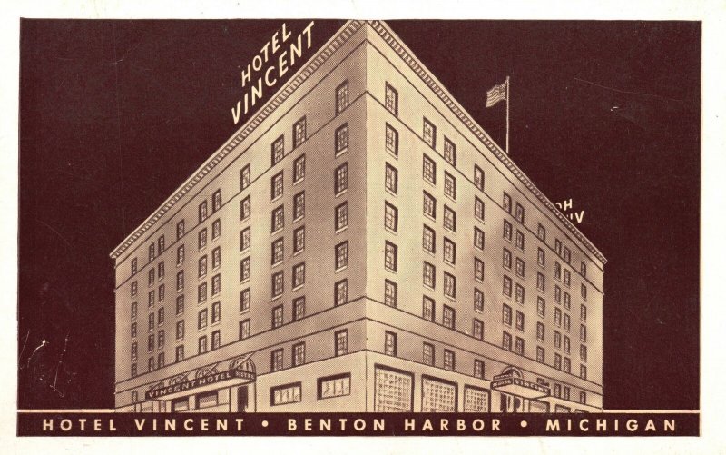 Vintage Postcard 1920's View of The Hotel Vincent Benton Harbor Michigan MI