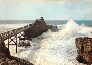 BR8426 Biarritz Tempete au Rocher de la Vierge  france