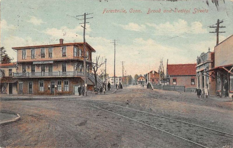 Forestville Connecticut Broad and Central Streets Vintage Postcard AA38325