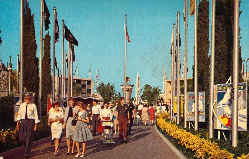 Disneyland, E-5, Entrance to Tomorrowland, Vintage Postcard