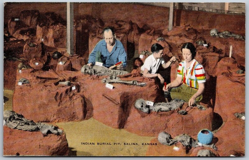 Vtg Salina Kansas KS Indian Burial Pit Archeologist Skull Bones 1930s Postcard