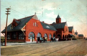 Postcard Union Railroad Station Depot in St. Joseph, Missouri