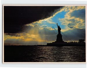 Postcard Statue Of Liberty, New York City, New York