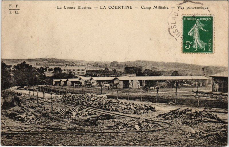 CPA La Courtine Camp Militaire, Vue panoramique FRANCE (1050486)