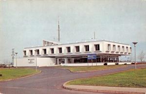 Tracy Quebec Canada Mairie De Tracy Exterior View Vintage Postcard J77259