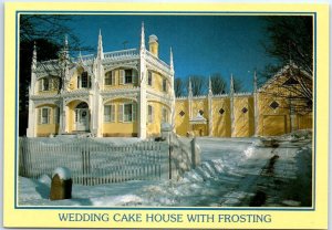 M-45995 Wedding Cake House With Frosting Kennebunk Maine