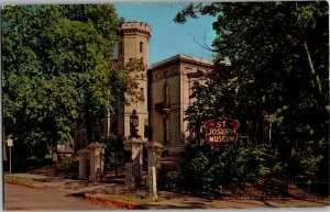 St. Joseph Museum, St. Joseph MO 11th & Charles St Vintage Postcard A25