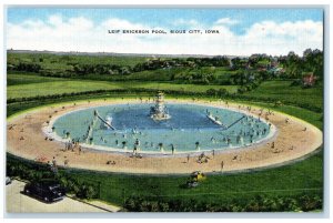 c1940 Leif Erickson Pool Exterior Classic Car Sioux City Iowa Vintage Postcard