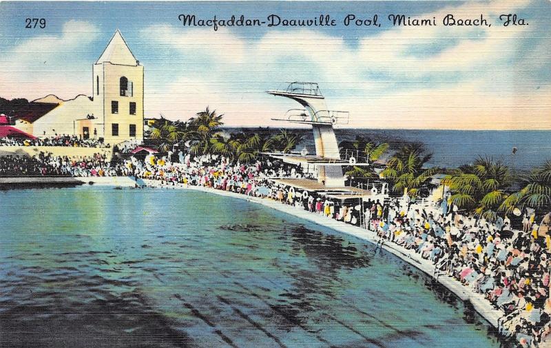 Miami Beach Florida~Macfadden-Deauville Pool~Large Crowd along Pool~1940s Pc