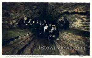 The Parlor, Mark Twain Cave in Hannibal, Missouri