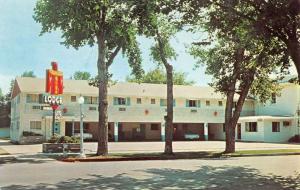 Billings Montana Thunderbird Lodge Street View Vintage Postcard K99136