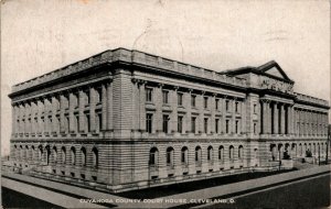 Vintage 1933 Cuyahoga County Court House Building Cleveland Ohio OH Postcard