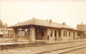 J50/ Bend Oregon RPPC Postcard c1910 No 5 Railroad Depot Station 149